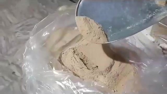Date powder · handling and packing